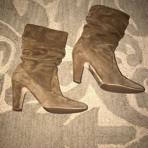 Manolo blahnik suede boots